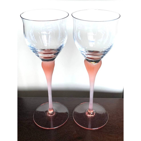 Mikasa 10 Oz Sea Mist Coral Pink Frosted Stem Wine Glass Crystal 9.25" - Picture 2 of 6